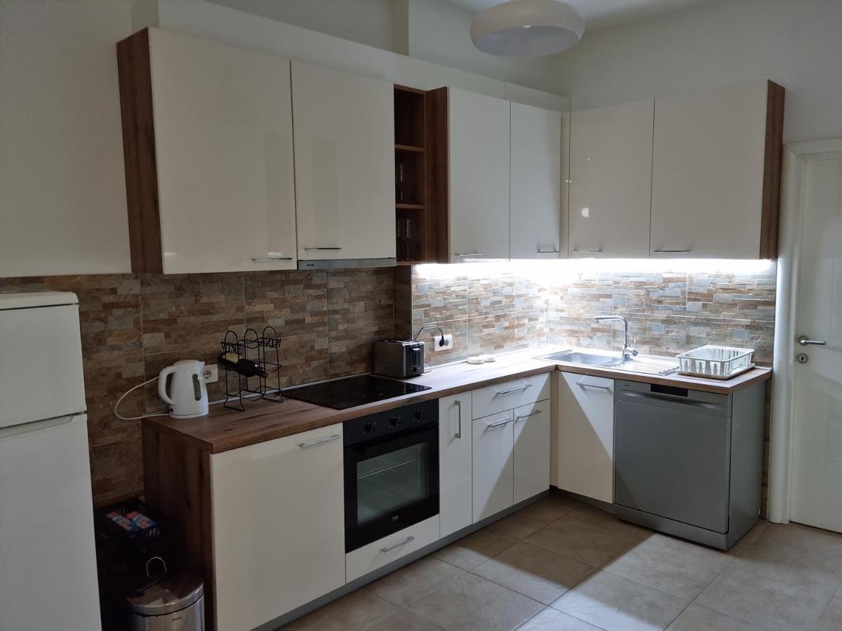 De Luxe Republic Square Apartment Of 100Sqm Belgrad Exteriör bild