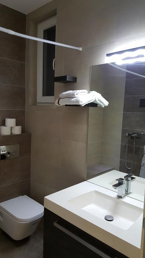 De Luxe Republic Square Apartment Of 100Sqm Belgrad Exteriör bild